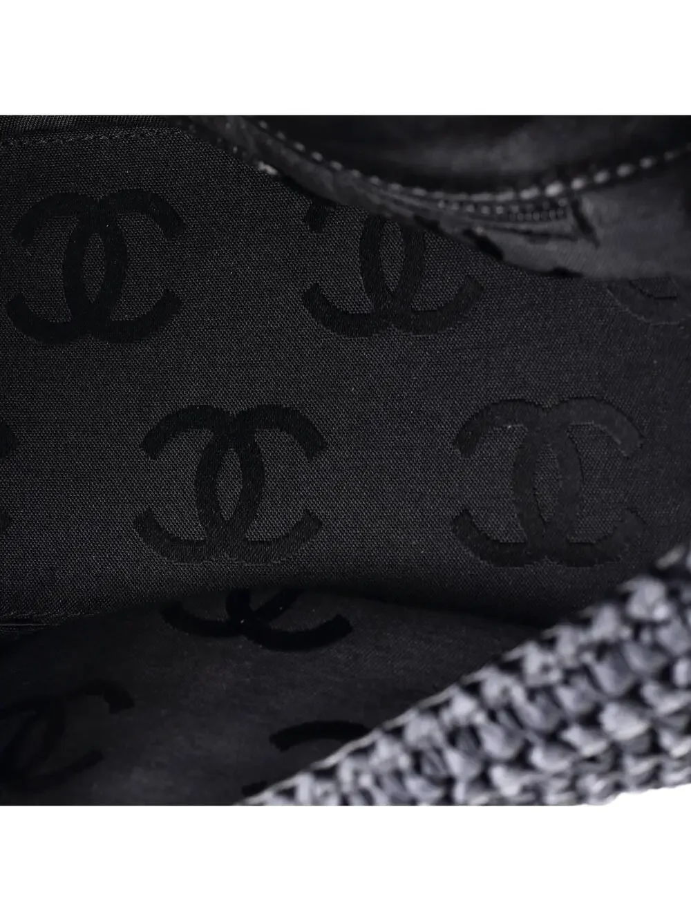 CHANEL elevate your
